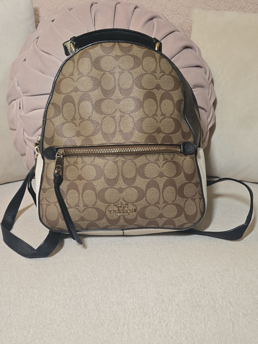 COACH Court Backpack in Signature Canvas Khaki Chalk Black Colorblock